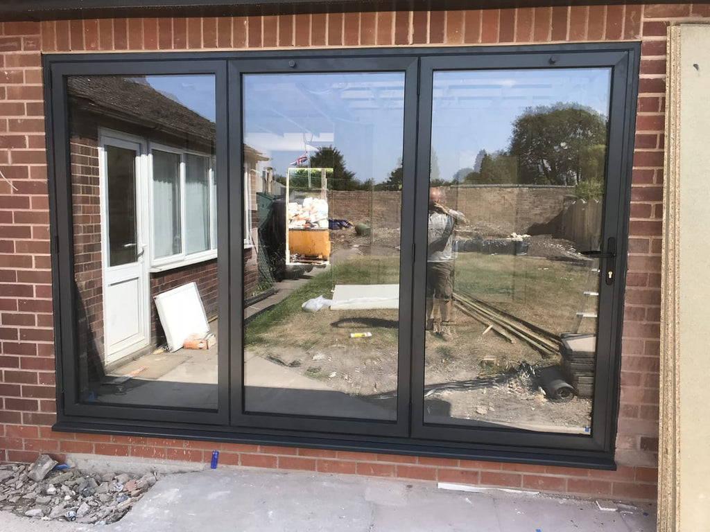 Aluminium 3 Door Bifold XL